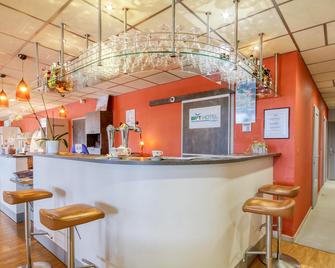 Brit Hotel Les Evens - Saint-Saturnin - Bar