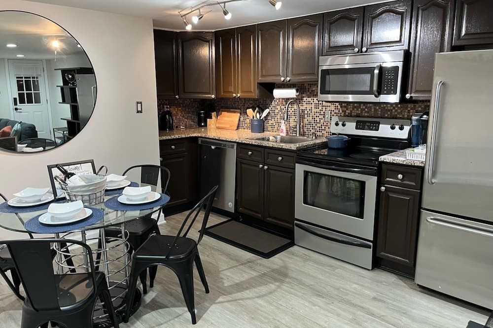 2 bdrm ENG BSMT apartment in dcs historical neighborhood Bloomingdale - واشنطن د.ك. - مطبخ