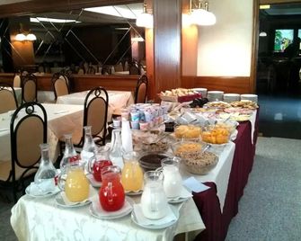 Grand Hotel delle Rocche - Rocca di Mezzo - Buffet