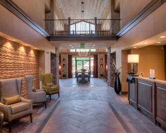 Hampton Inn & Suites Springdale/Zion National Park - Springdale - Lobby