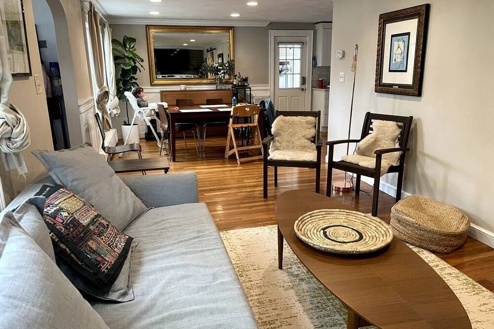 Nature Family Retreat/20 min from Boston and Gillette Stadium.