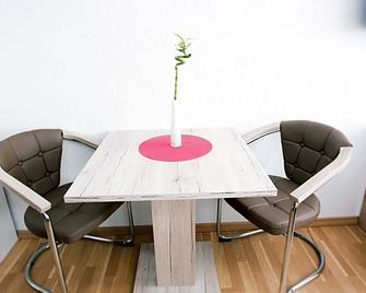 Waldheim - Nuertingen - Dining room