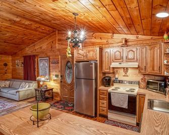 Wooden Paradise in Catskills!!!! - Rock Hill - Kitchen