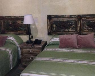 Hotel-Boutique La Casa De Los Recuerdos - Zitacuaro - Slaapkamer
