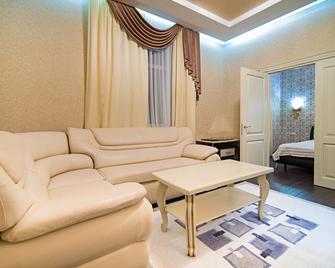 Hotel X.O - Novosibirsk - Living room