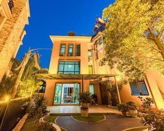 Kunming Guxuan Backyard Homestay - Kunming - Building