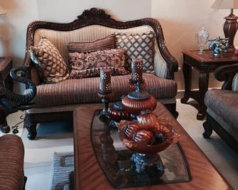 Luxury Secured Upscale Condominium,Bella Vista - Santo Domingo - Olohuone