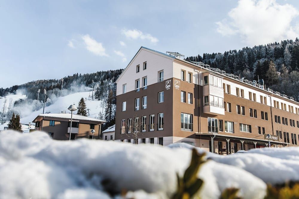 Jufa Hotel Schladming - שלאדמינג - בניין