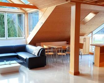 Beautiful Maisonette With A Fantastic View - Engelberg - Living room