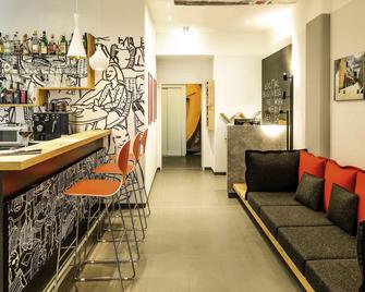 Ibis Nürnberg Altstadt - Nürnberg - Wohnzimmer