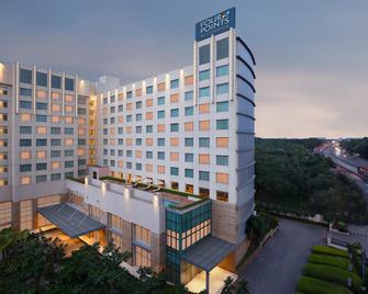 Four Points by Sheraton Hotel & Serviced Apartments, Pune - פון - בניין