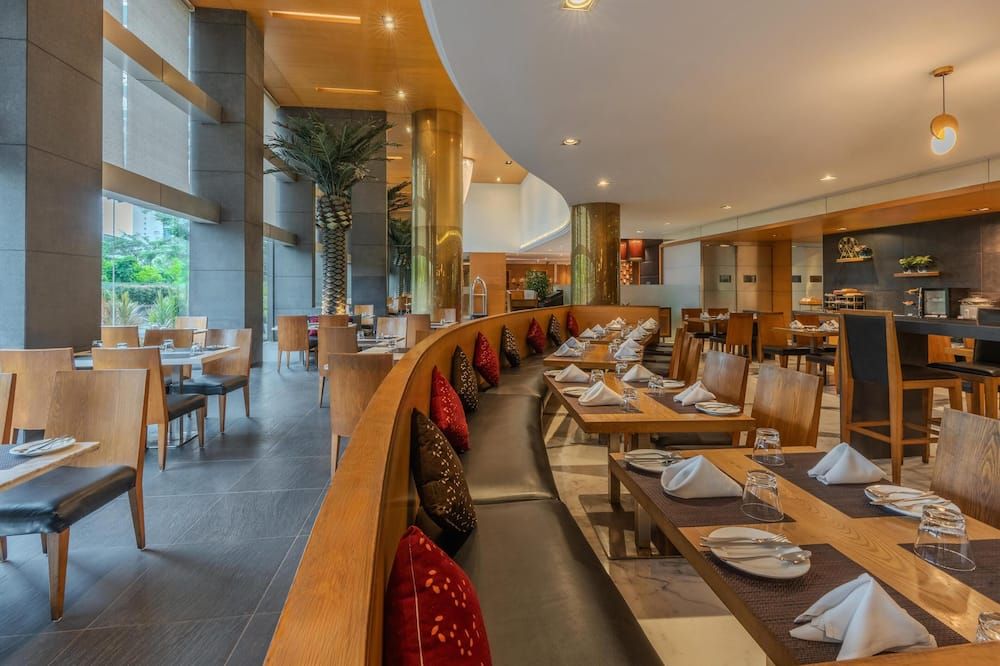 Park Inn by Radisson Navi Mumbai - נבי מומבאי - מסעדה