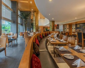 Park Inn by Radisson Navi Mumbai - Navi Mumbai - Restaurante