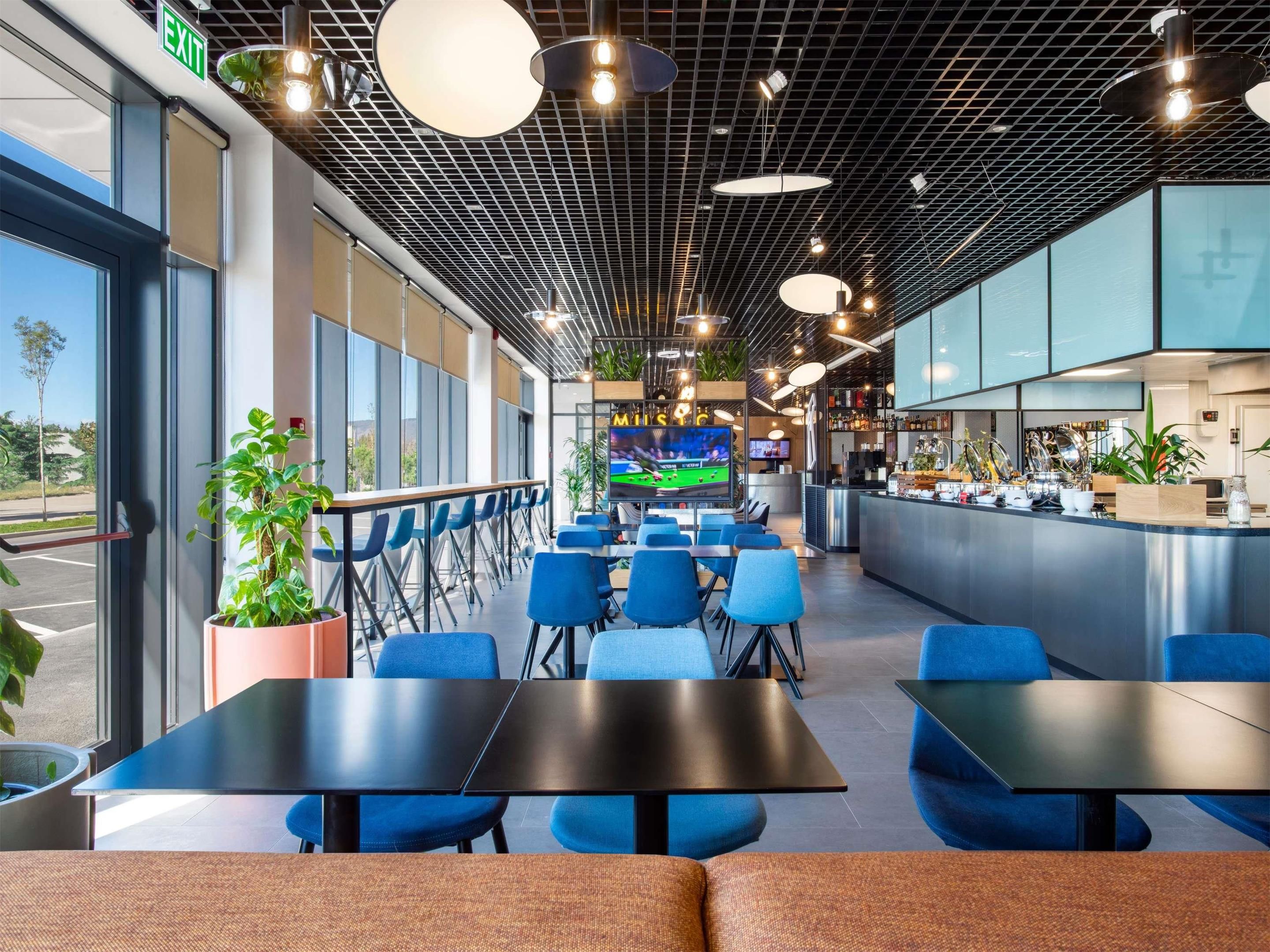 إيبيس تبيليسي أيربورت - تبليسي - مطعم