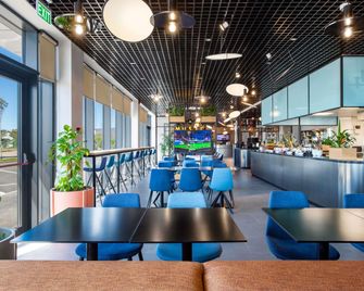 إيبيس تبيليسي أيربورت - تبليسي - مطعم