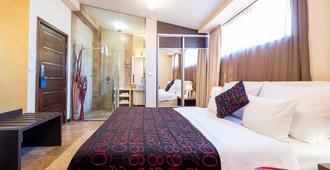 Hotel Alexandar Lux - Podgorica - Habitación