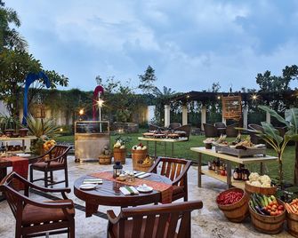 Aryaduta Bandung - Bandung - Restaurant