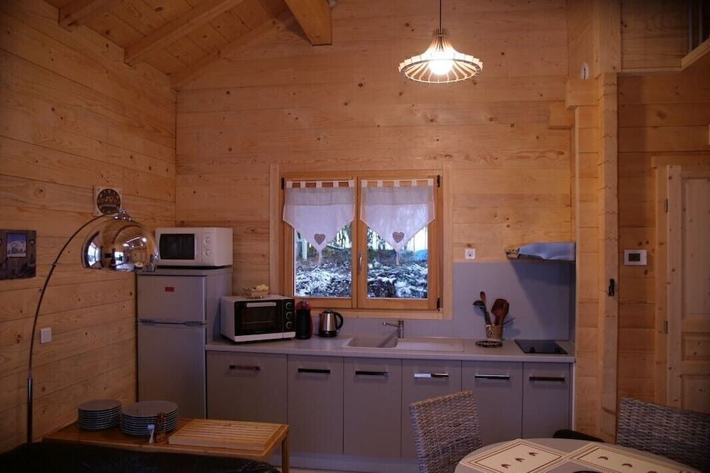 L'ANCOLIE Small, comfortable chalet at the foot of the mountains - Фаверж - Кухня