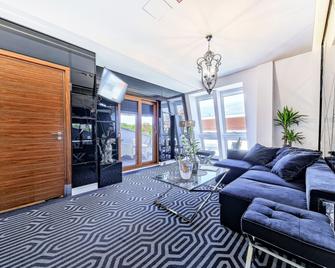 Bayjonn Boutique Hotel - Sopot - Living room