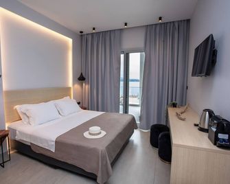 Enjoy Lichnos Bay Village, Camping, Hotel and Apartments - Parga - Sovrum