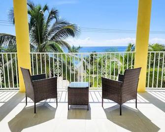 Andy's Inn is a delightful 3 bedroom guesthouse nestled in historic Bodden Town. - Bodden Town