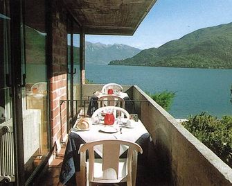 Hotel Campagna - Cannobio - Balcón
