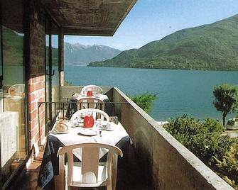 Hotel Campagna - Cannobio - Balkon