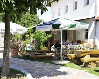 Altes Rathaus am Elz Garten - Rust - Patio