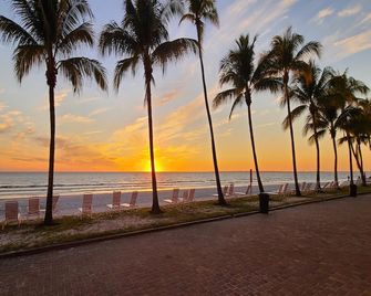 Seaside 401 - Fort Myers Beach - Пляж