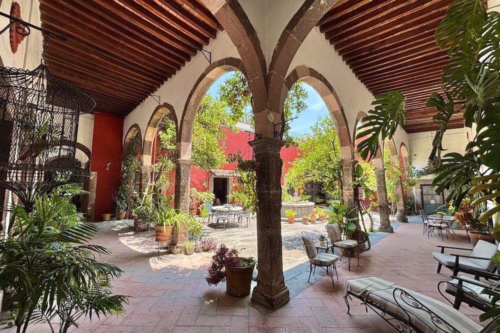 هوتل كازا كارمين - سان ميغيل دي الليندي - شرفة مرصوفة