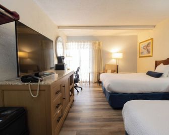 Fireside Inn & Suites Bangor - Bangor