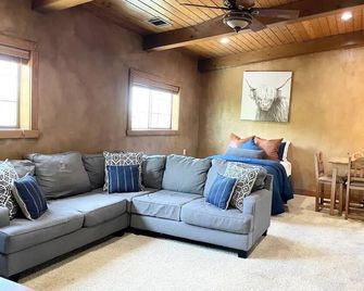 Peaceful Texas Ranch Retreat on the Lake - Midlothian - Sala de estar