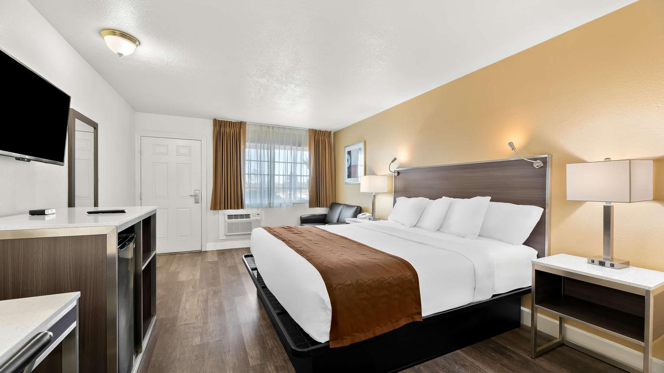 Americas Best Value Inn and Suites Flagstaff