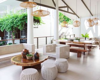 Paras Beach Resort - Mambajao