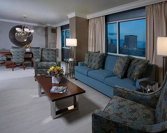 Bally's Evansville Casino & Hotel - אבנסוויל - סלון