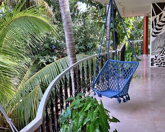 Aryavilla Heritage - Varkala - Varanda