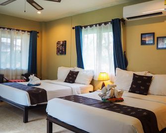 Lanta Castaway Beach Resort - Ko Lanta - Bedroom