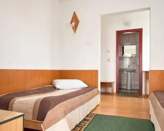 Hotel Beta - Cluj Napoca - Bedroom
