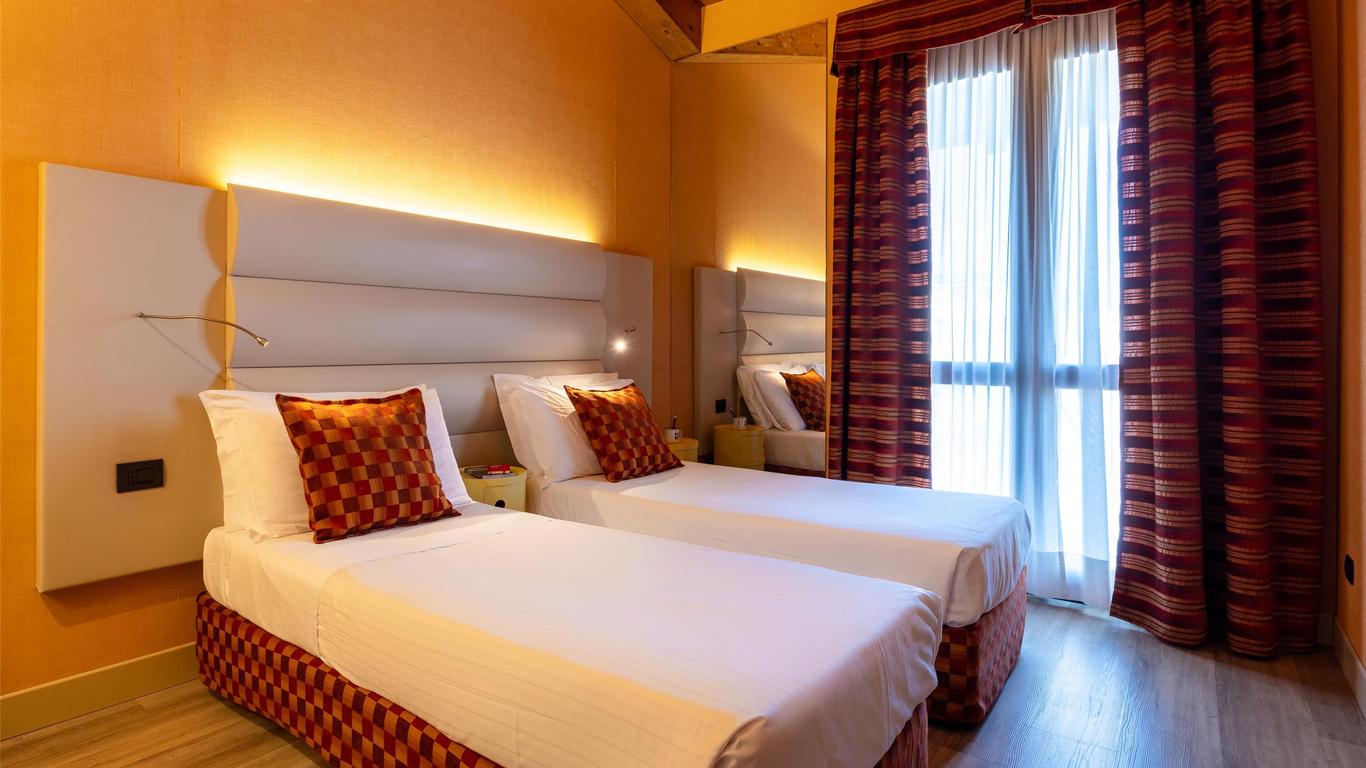 La Villa, Sure Hotel Collection by Best Western
