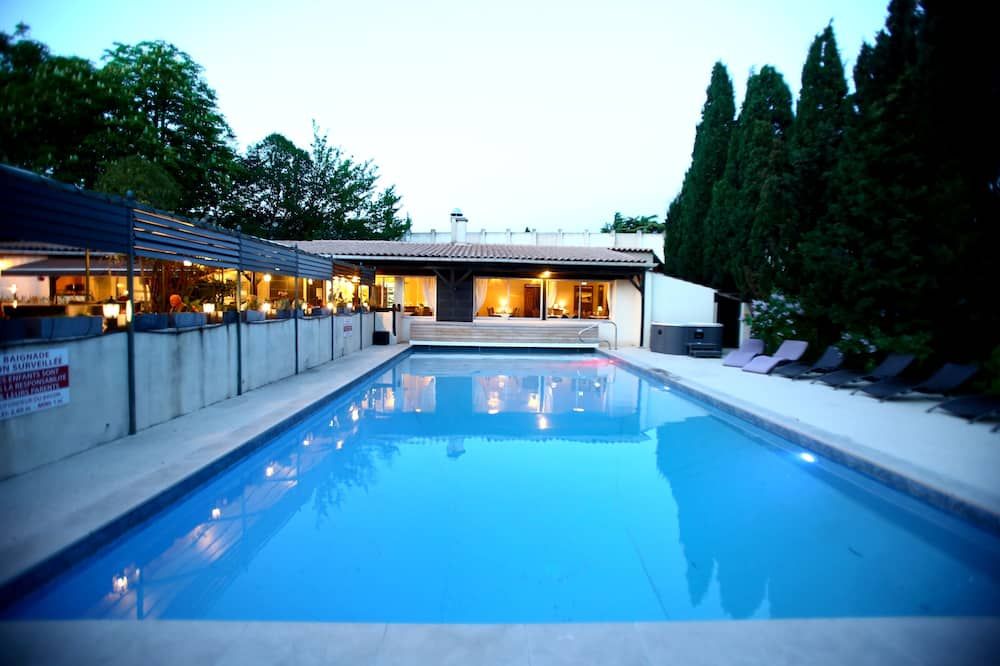 Logis Hôtel - Restaurant Résidence Les Cèdres - Villeneuve-lès-Avignon - Piscina