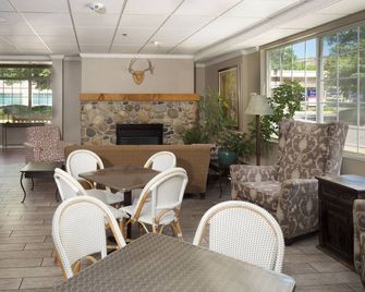 Hilltop Inn by Riversage - Billings - Restaurante