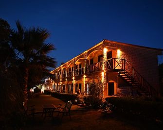 Cunda Deniz Hotel - Ayvalik - Edifício