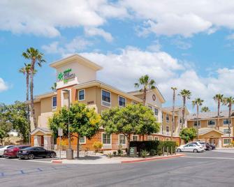 Extended Stay America Suites - Los Angeles - Simi Valley - Simi Valley - Budova