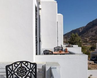 Nymfes Hotel - Kamares - Balkón