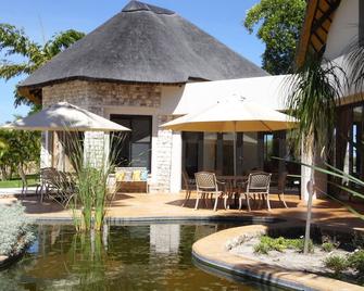 La Rochelle - Tsumeb - Patio