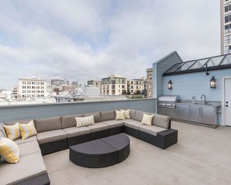 Luxurious Pacific Heights Retreat with Rooftop Deck - סן פרנסיסקו - מרפסת