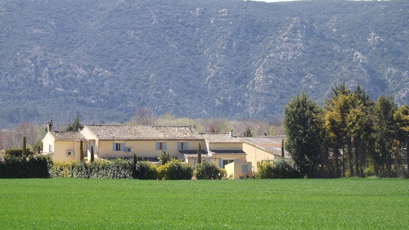 ماس دانسافان