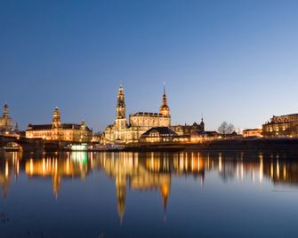 ibis Dresden Zentrum - Dresden - Rakennus