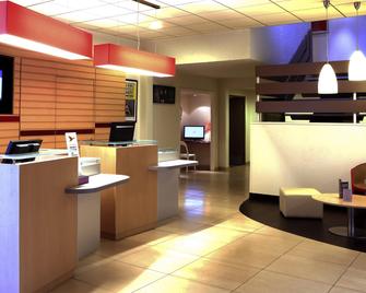 ibis Charleville-Mézières - Villers-Semeuse - Front desk