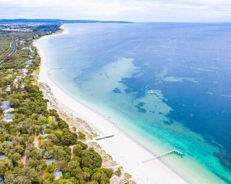 Siesta Park Holiday Resort Absolute Beachfront Resort - Busselton - Strand